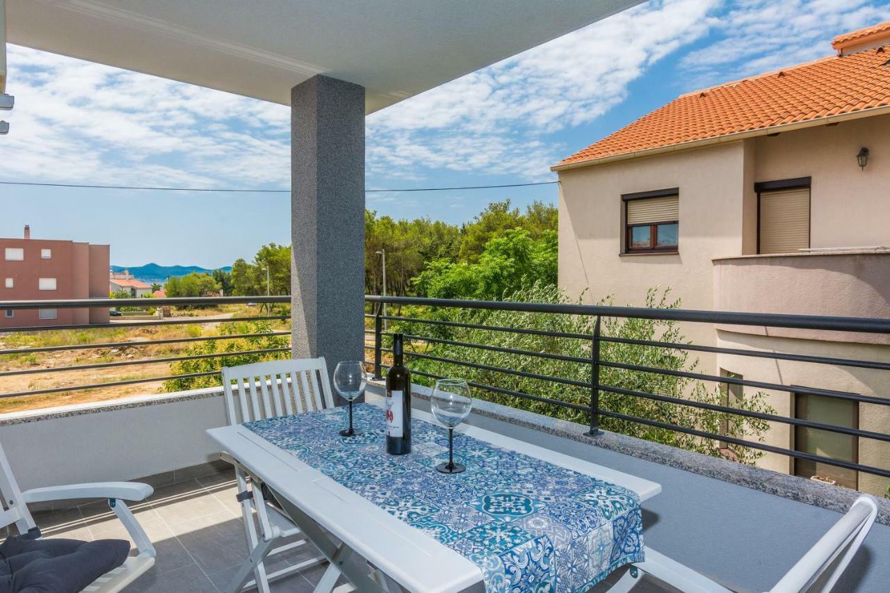 Apartments Marta 1 Zadar Buitenkant foto